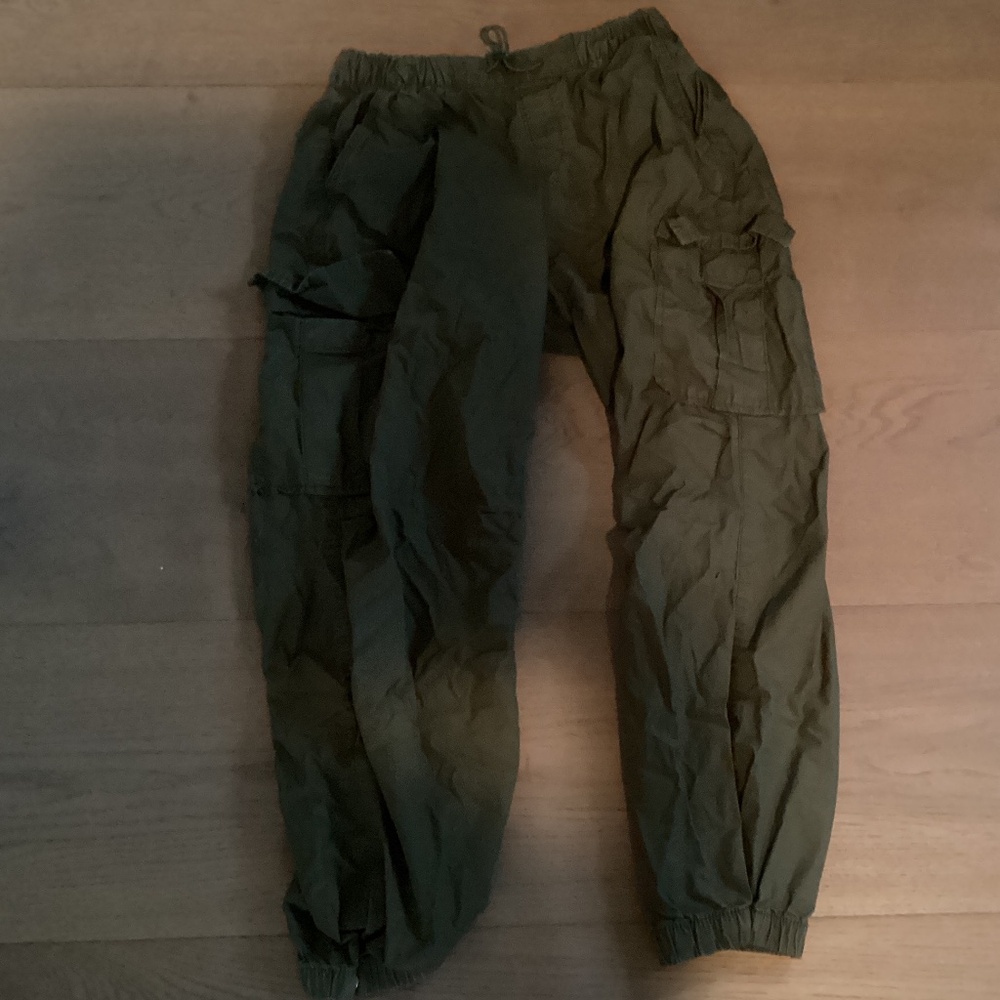 Green cargo pants for girls